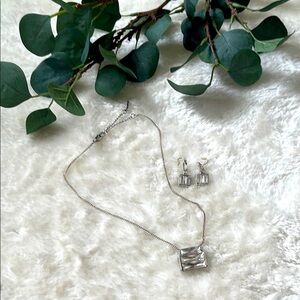 Kenneth Cole Silver Geometric Necklace & Earrings